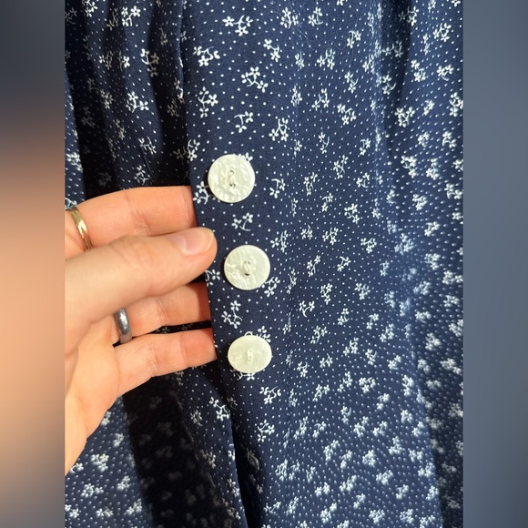 Vintage Navy Blue floral pattern Button-Down Dress - Picture 4 of 9